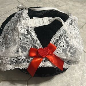 Soft lace adjustable bra